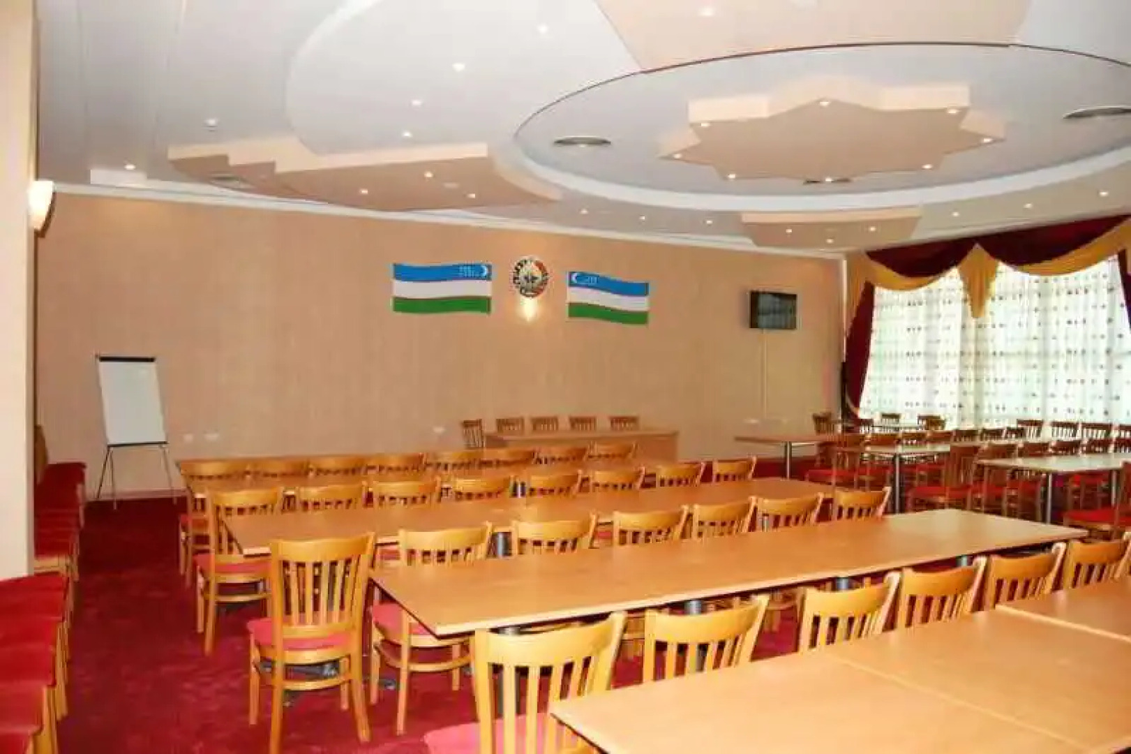 Khorezm Palace (Хорезм Пэлэс)