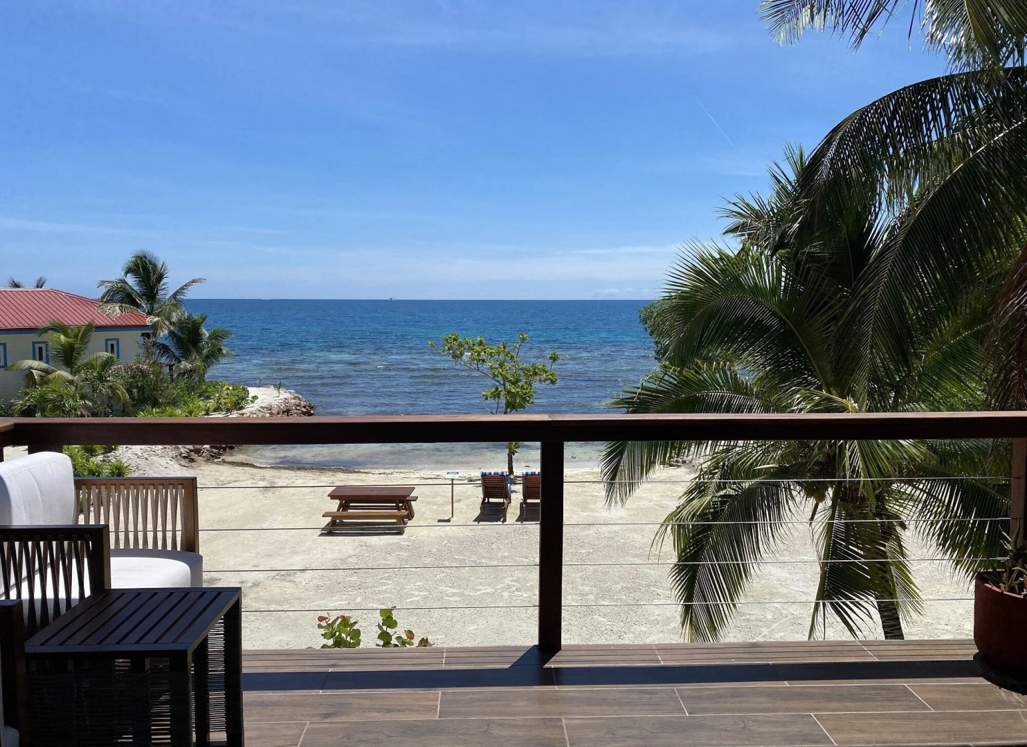 Ray Caye Private Island Resort