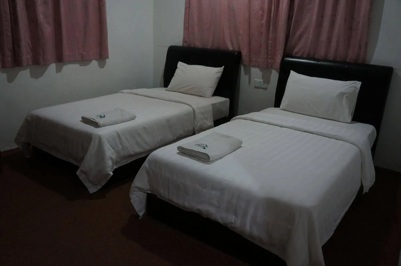 OYO 90037 The 7 Lodge Tambunan