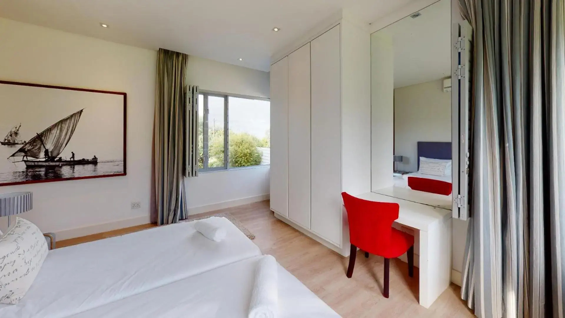 Stamford on Sea by Top Destinations Rentals