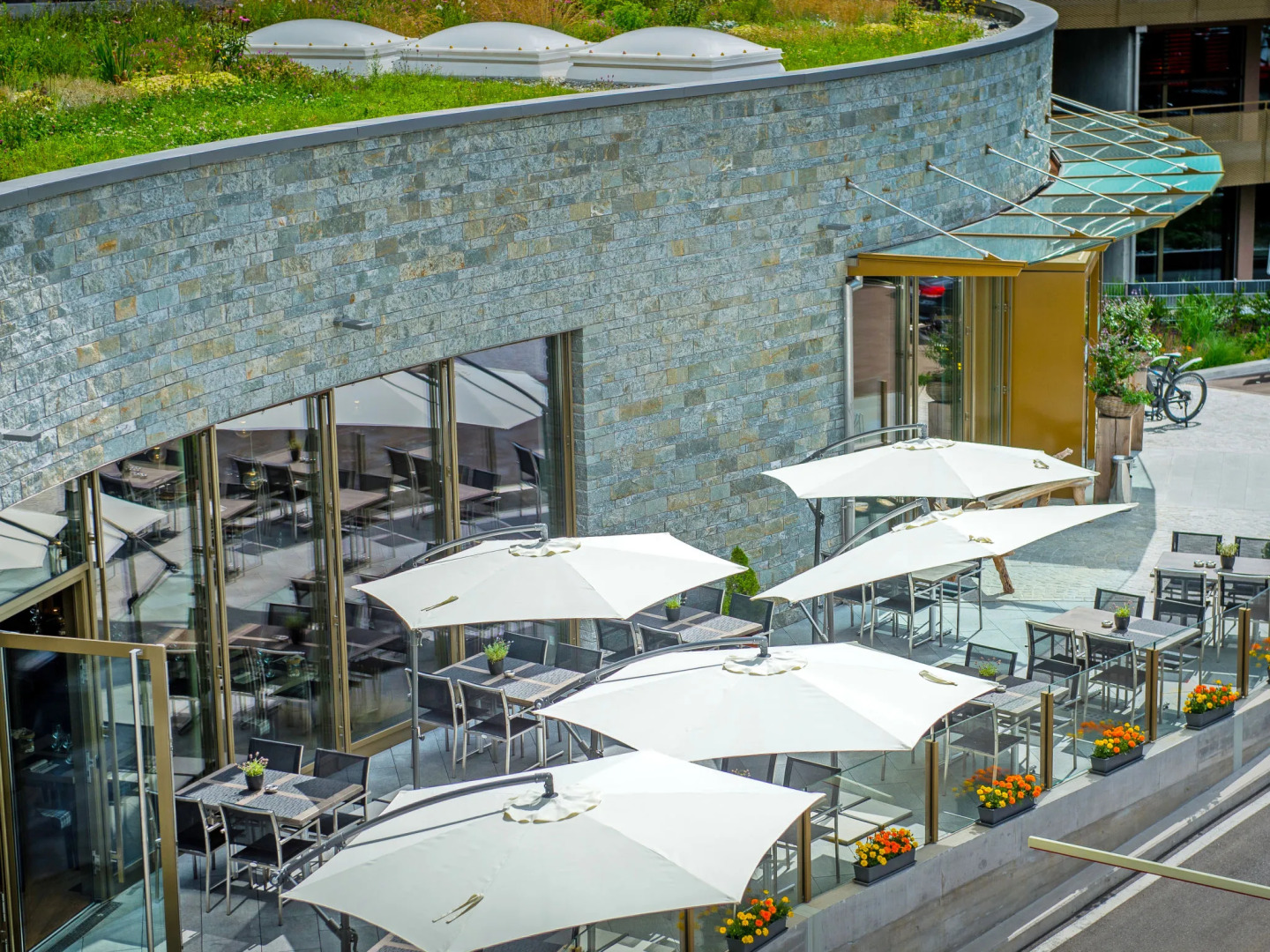 Peaks Place Apartment-Hotel & Spa