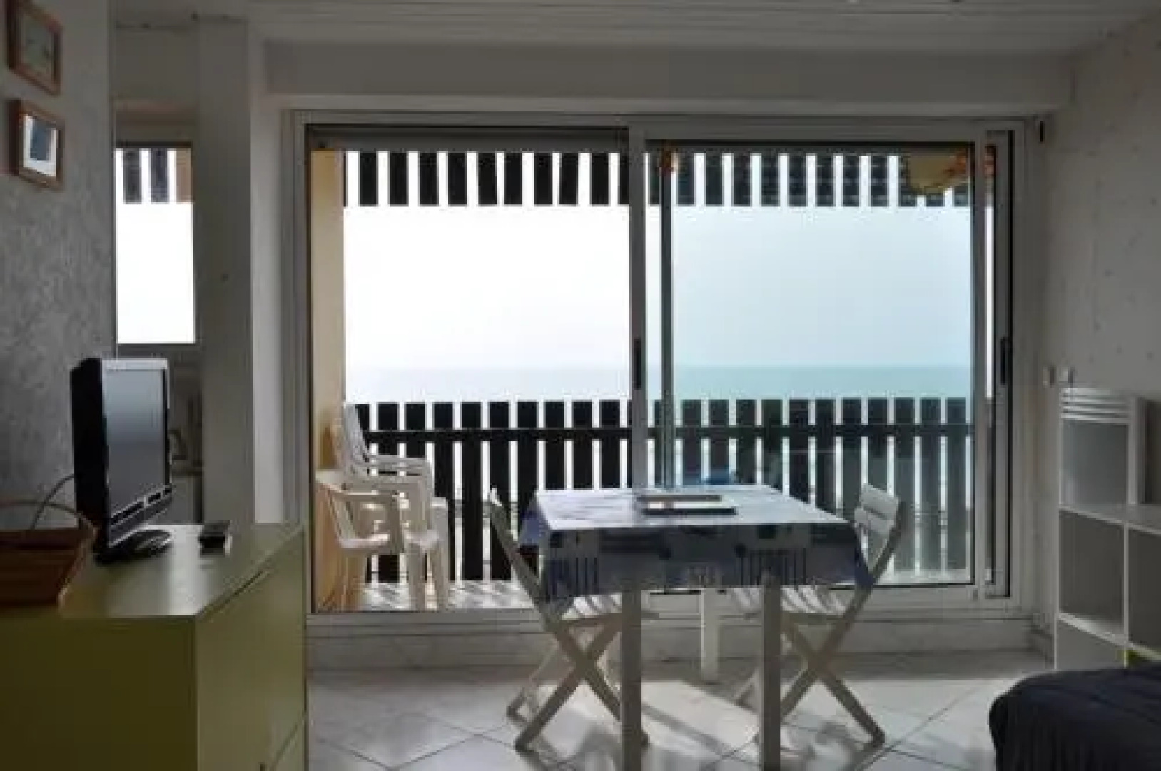 Studio lumineux avec vue sur l'océan - 2341