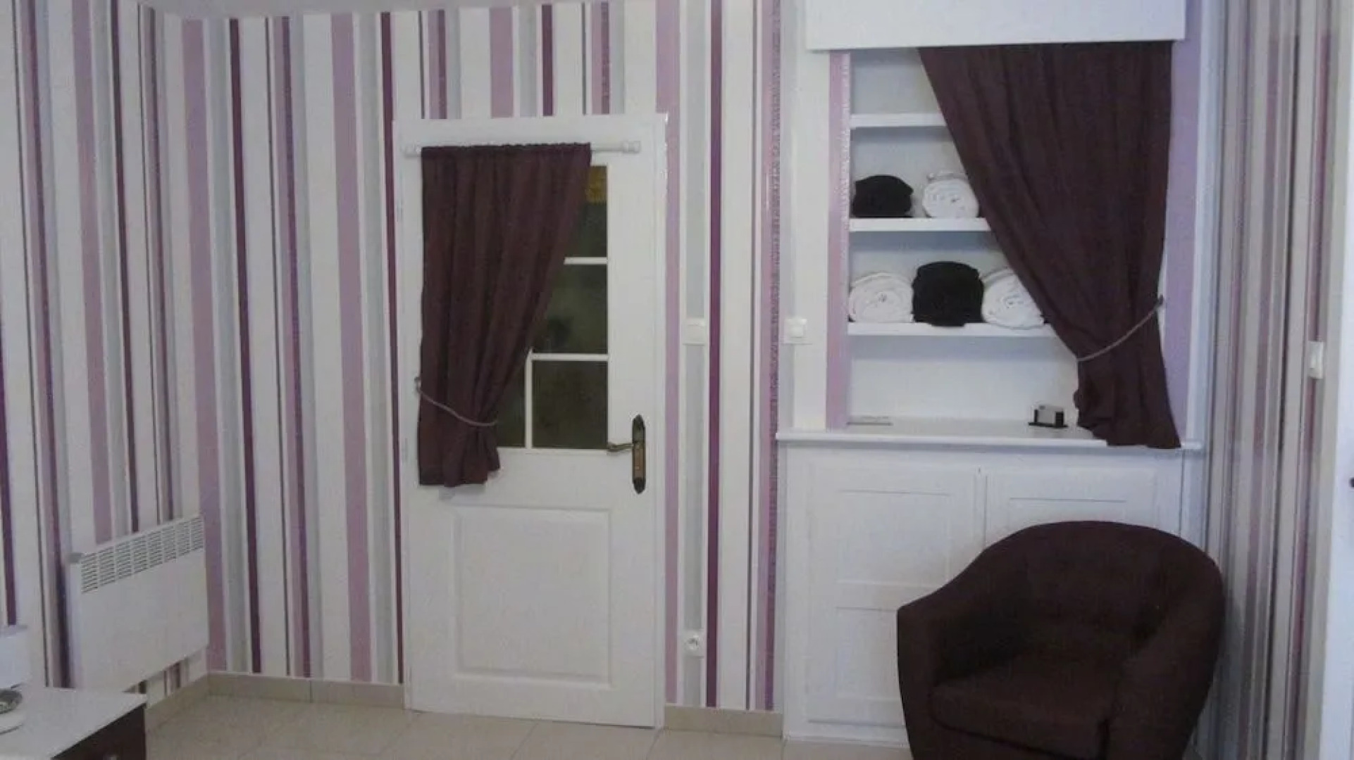 Chambre D'Hotes Les Glycines