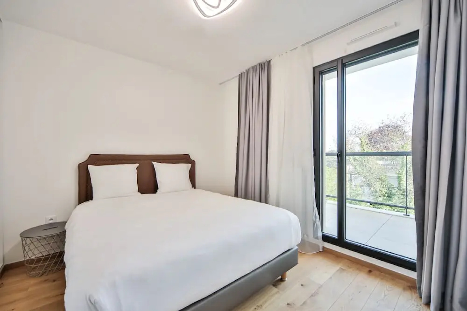 Blue Night International 71