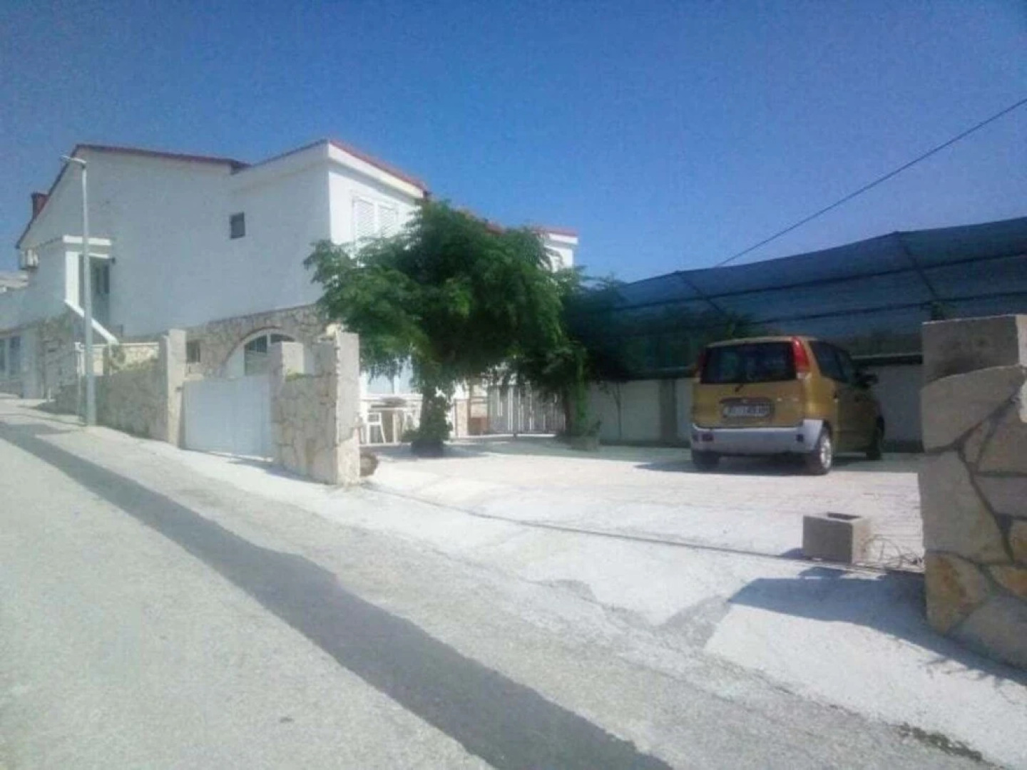 Stunning 1-bed Apartment in Zubovići