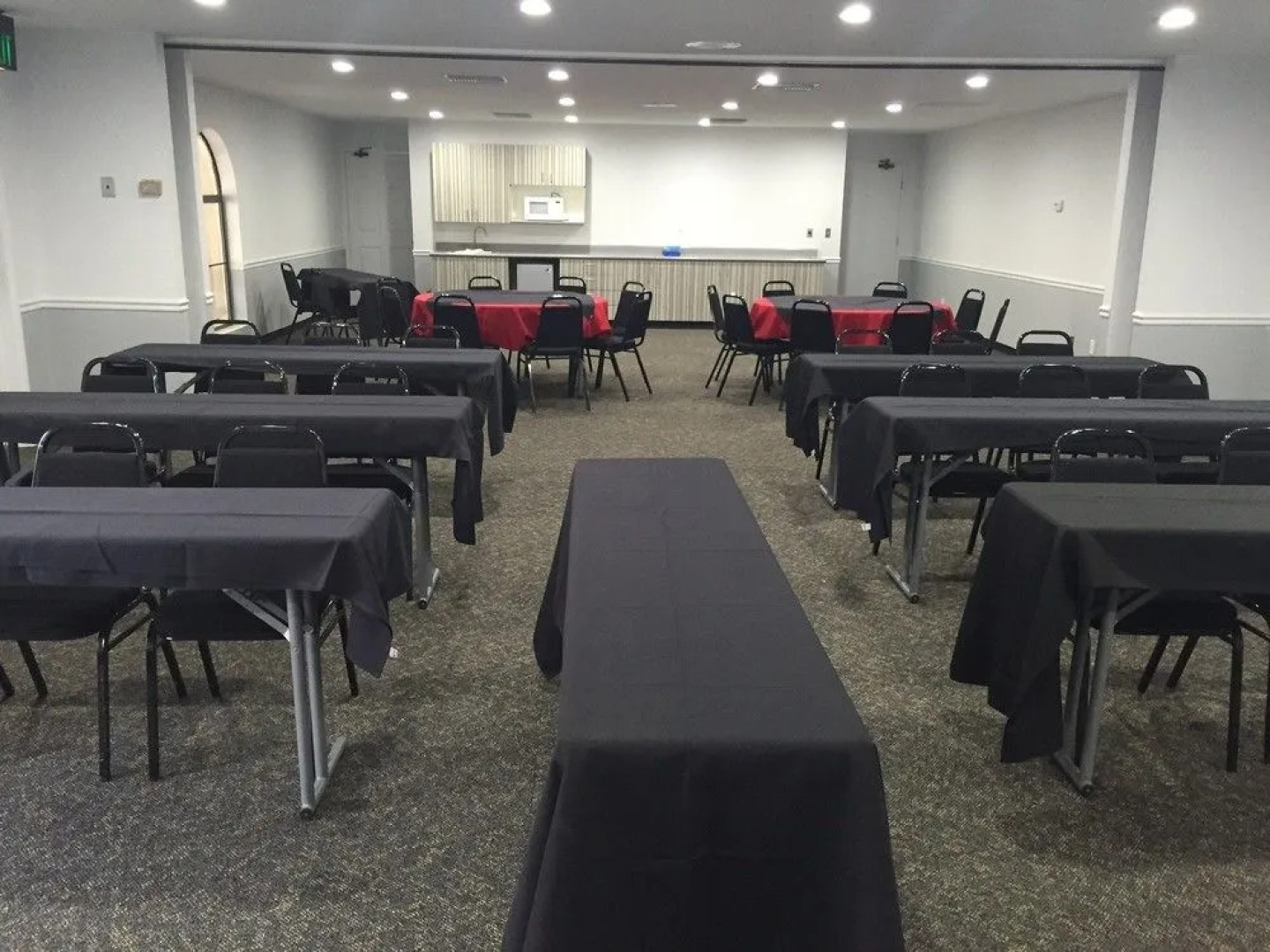 Ramada Inn & Suites Foothills Resort