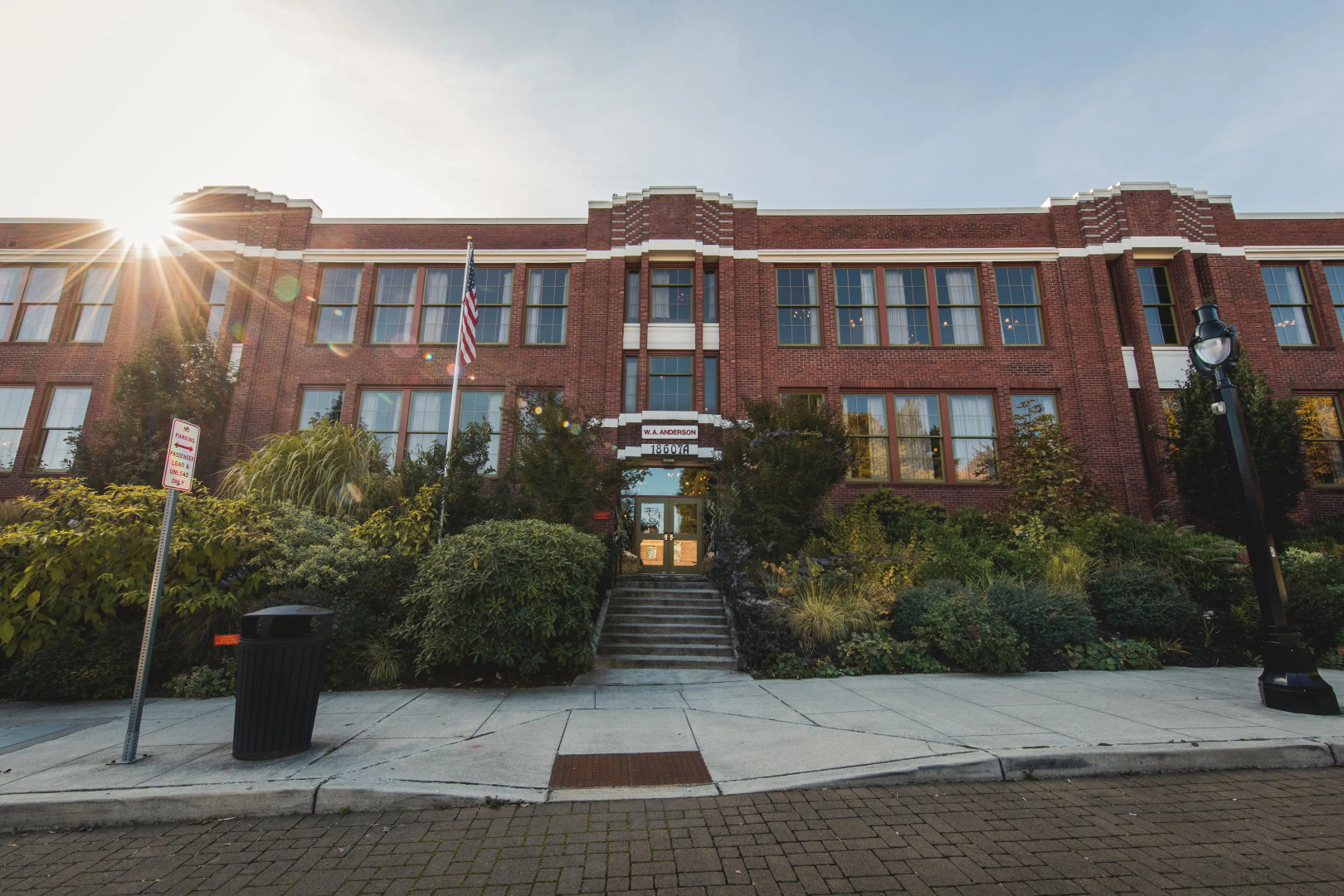McMenamins Anderson School
