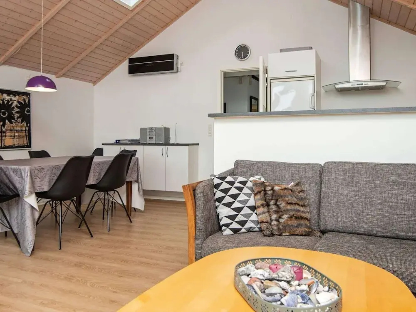 Bright Family Cottage by Kelstrup Beach