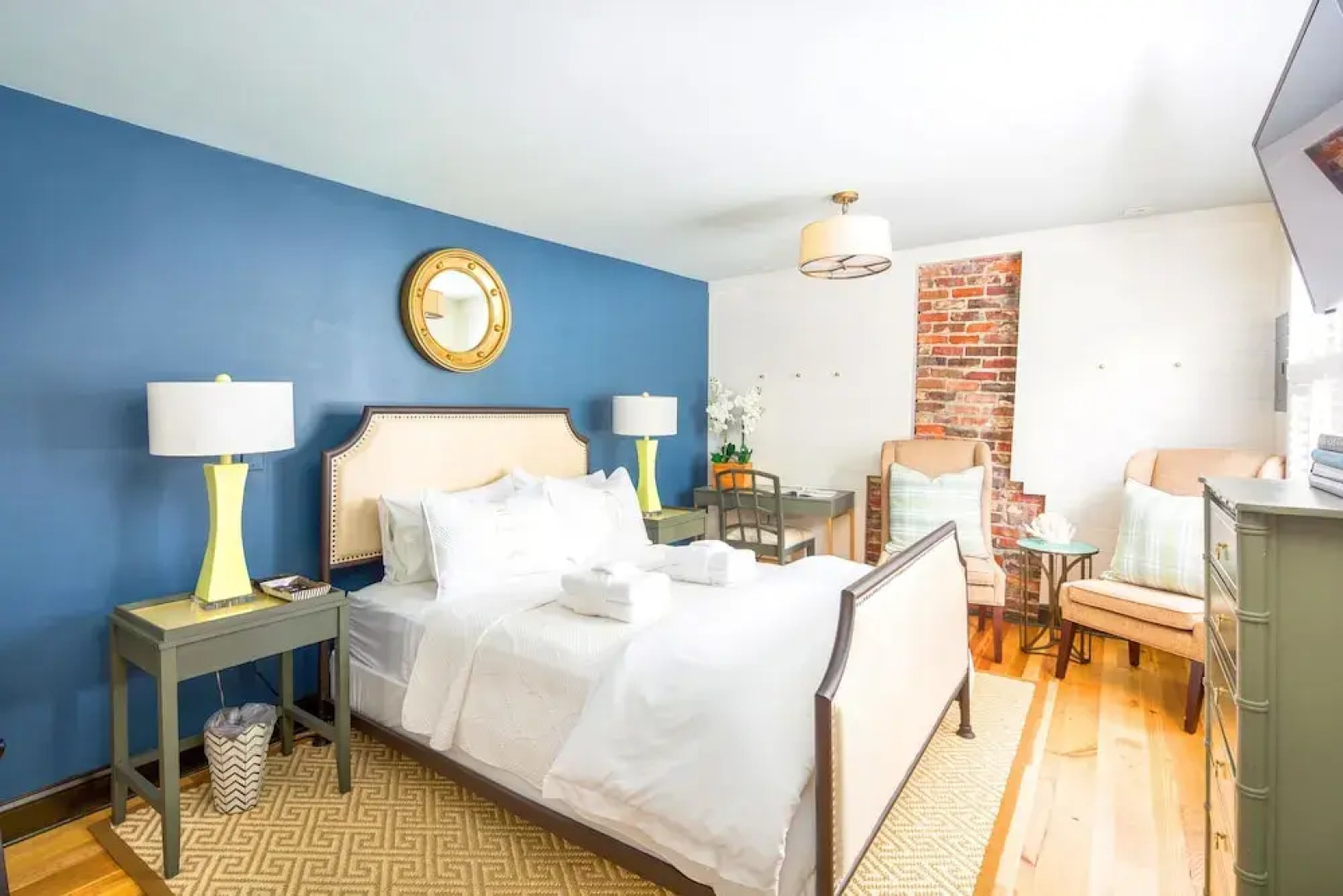 154 E Spring Street - 1 BR / 1 BA Holiday home 1