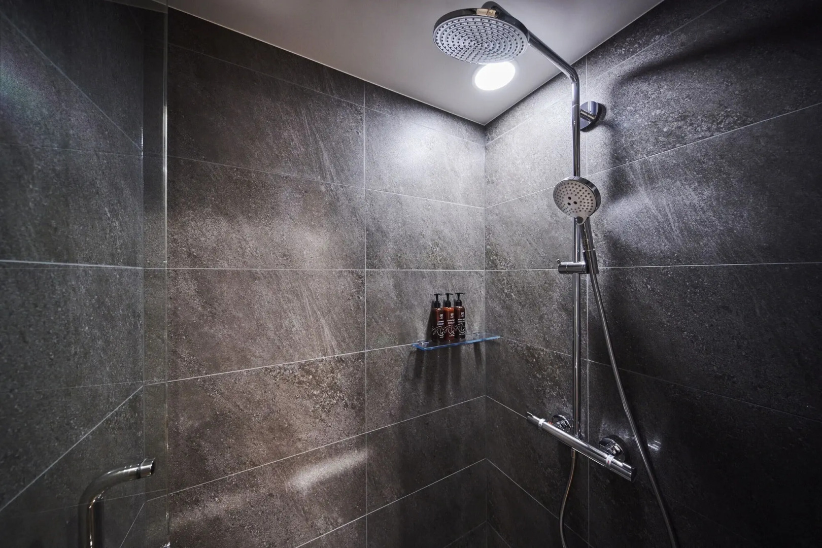 The Royal Park Canvas Kobe Sannomiya