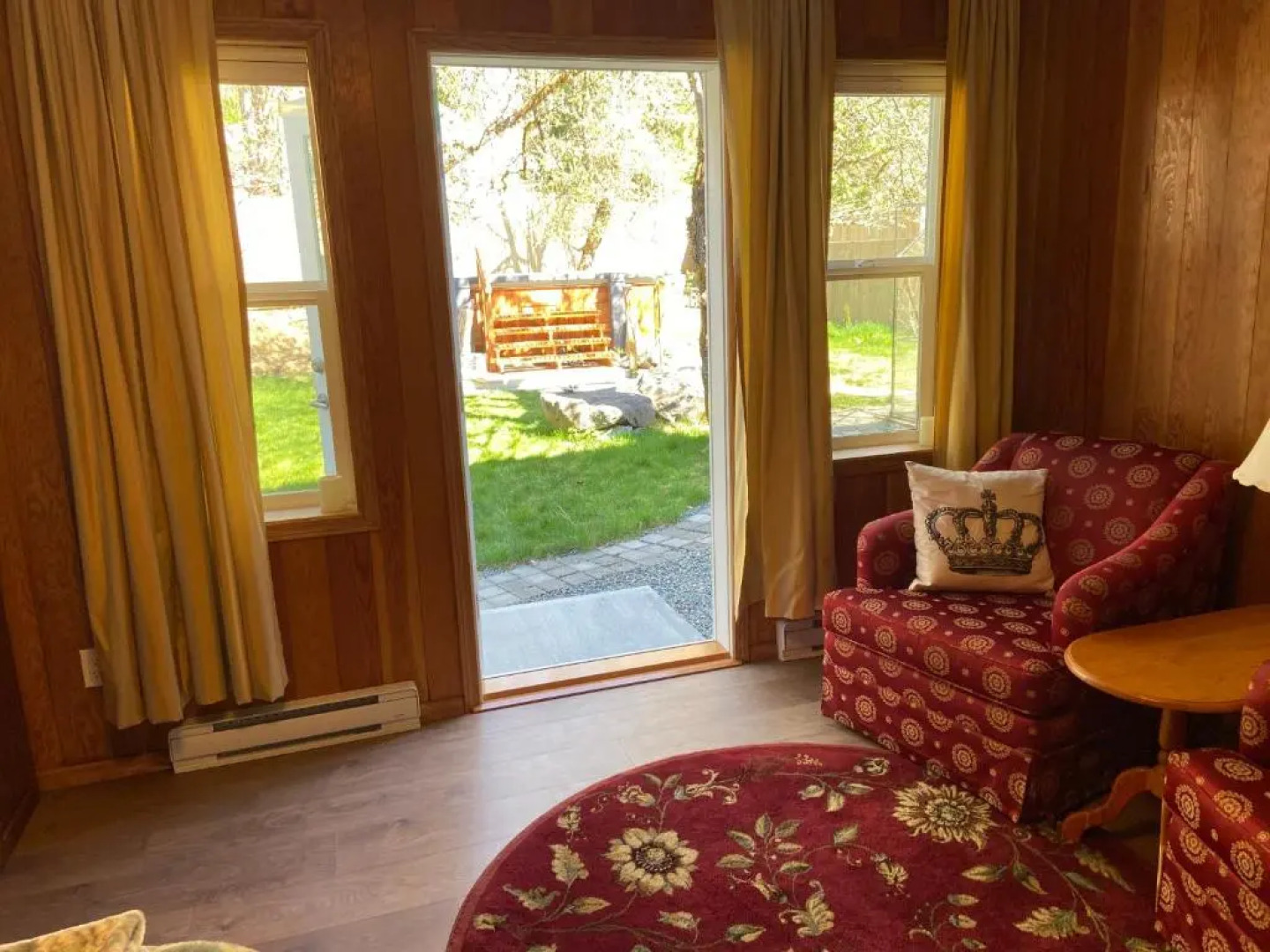 Crown House Bed & Breakfast