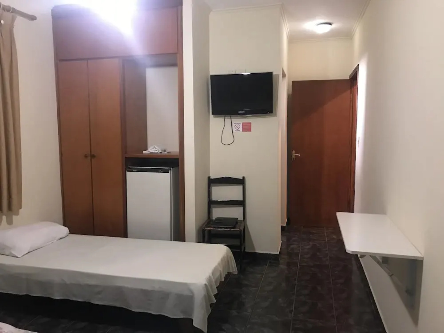 OYO Florenza Palace Hotel