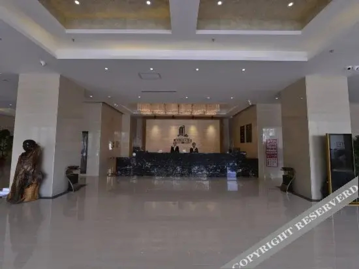 Huang He  International   Hotel