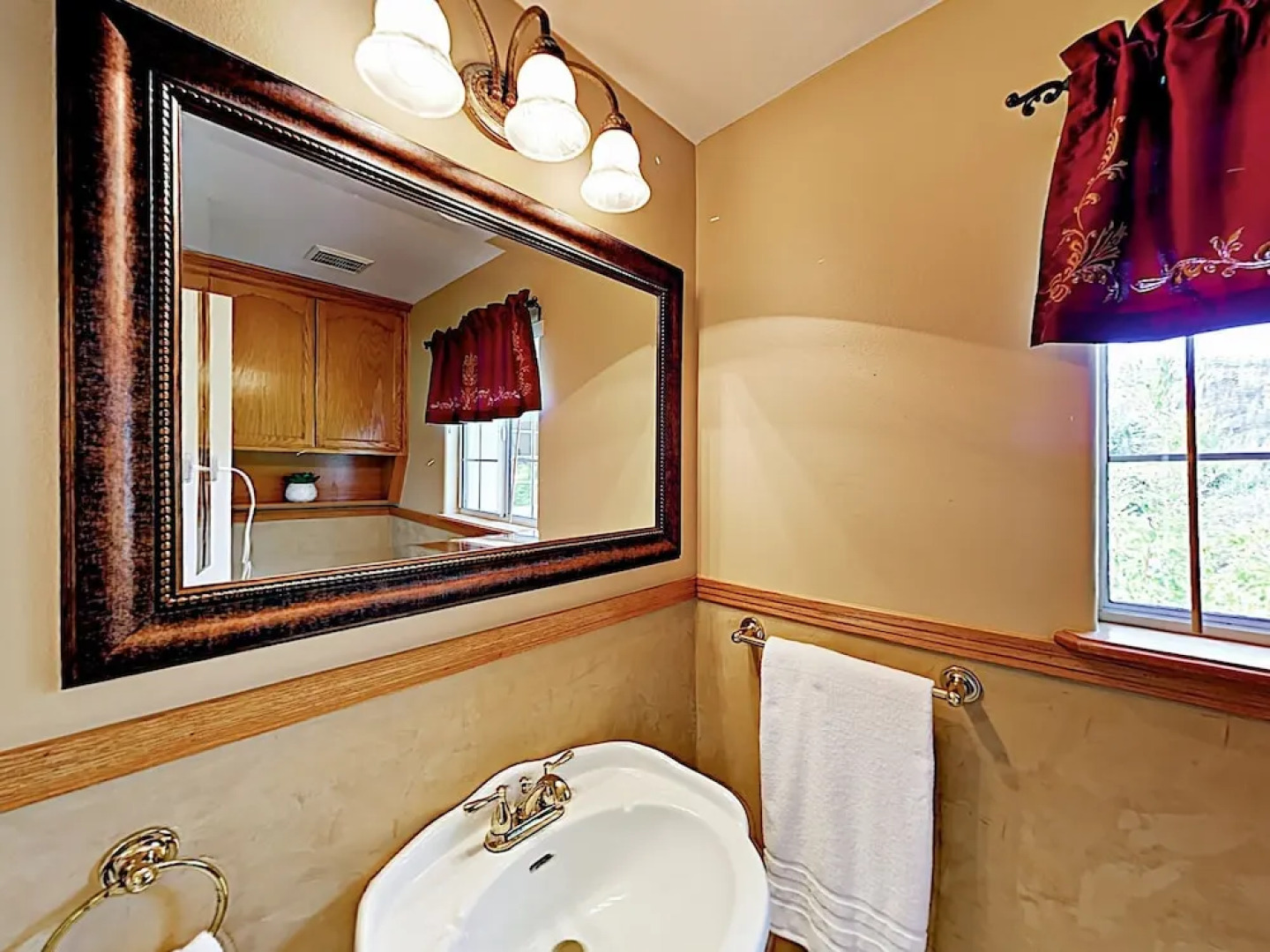 11750 Atascadero - 5 Br Home