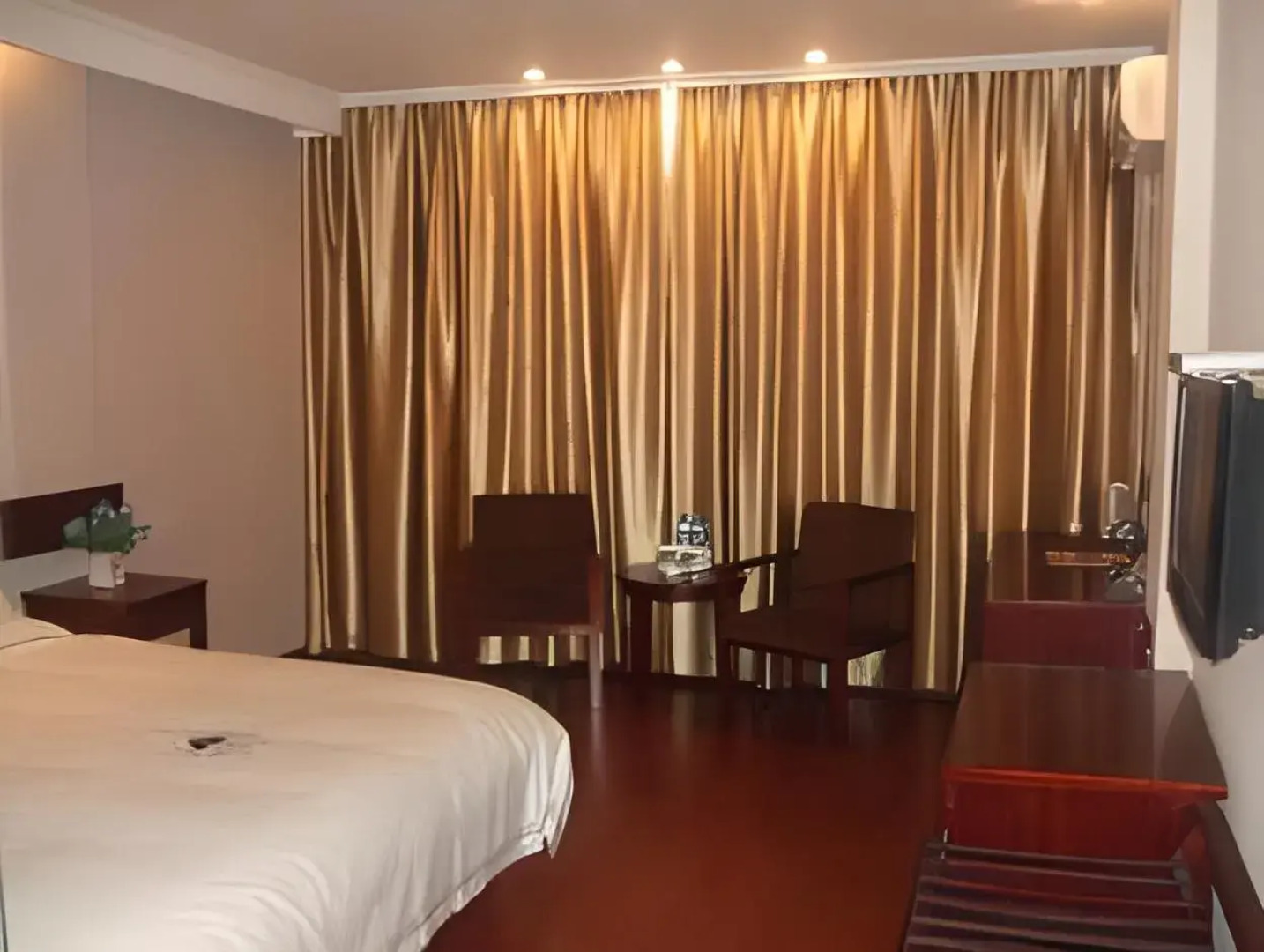 GreenTree lnn huaibei Renmin Road