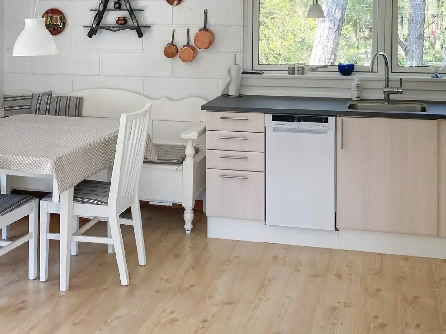 Cozy Holiday Home in NexÃ¸ near Forest