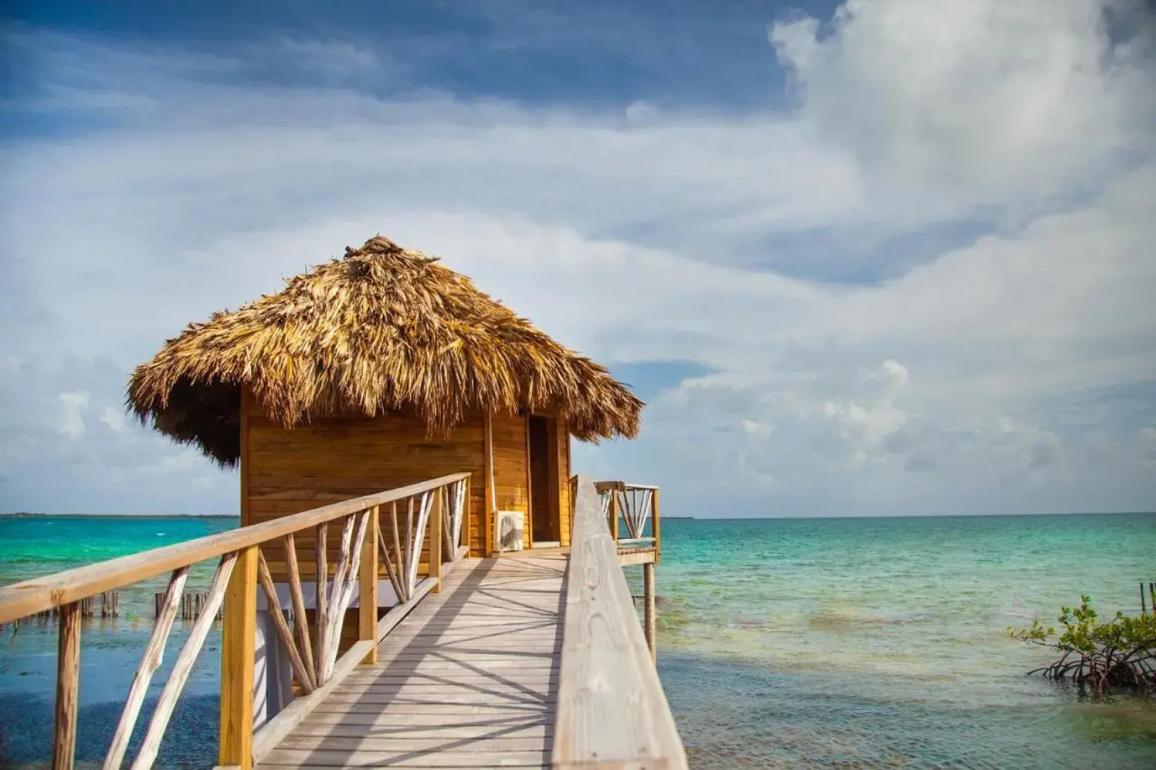 Thatch Caye Resort a Muy'Ono Resort