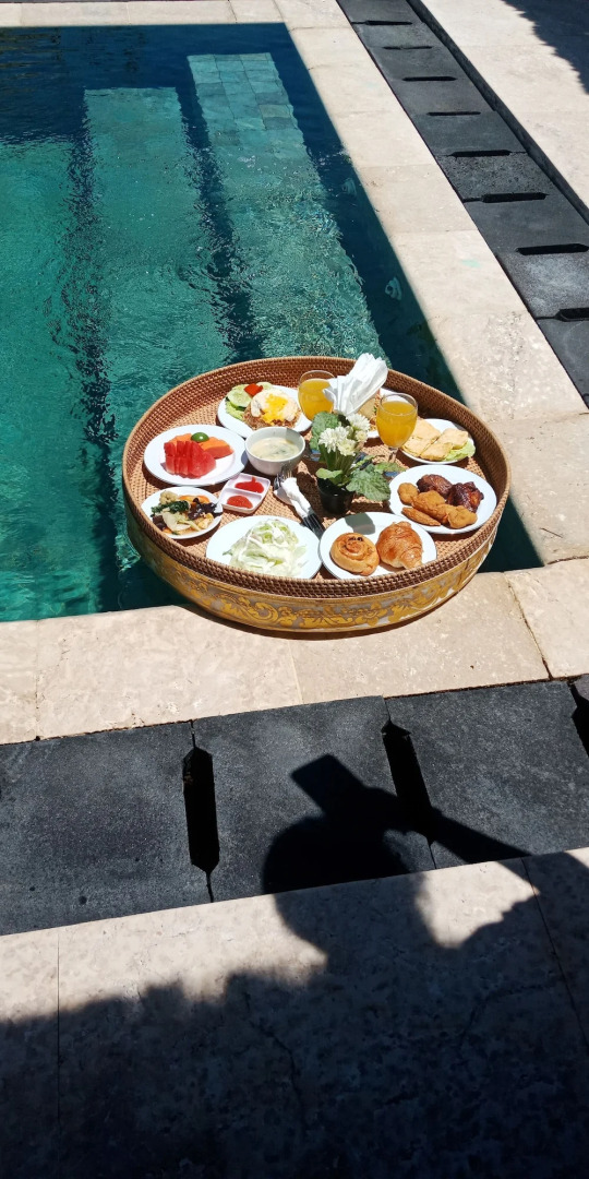 Royal Pool Villa Club