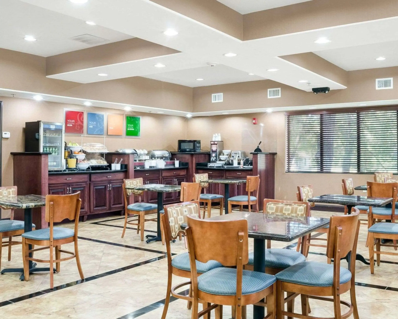 Comfort Suites Topeka Northwest