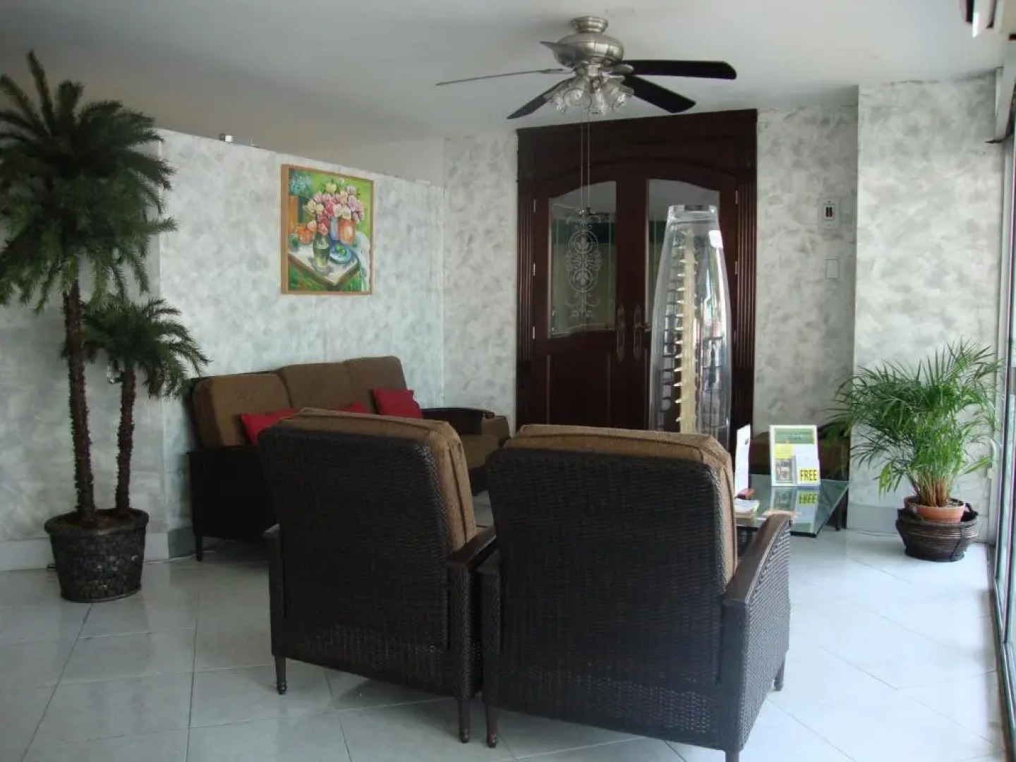 Parque Inn Hotel & Suites