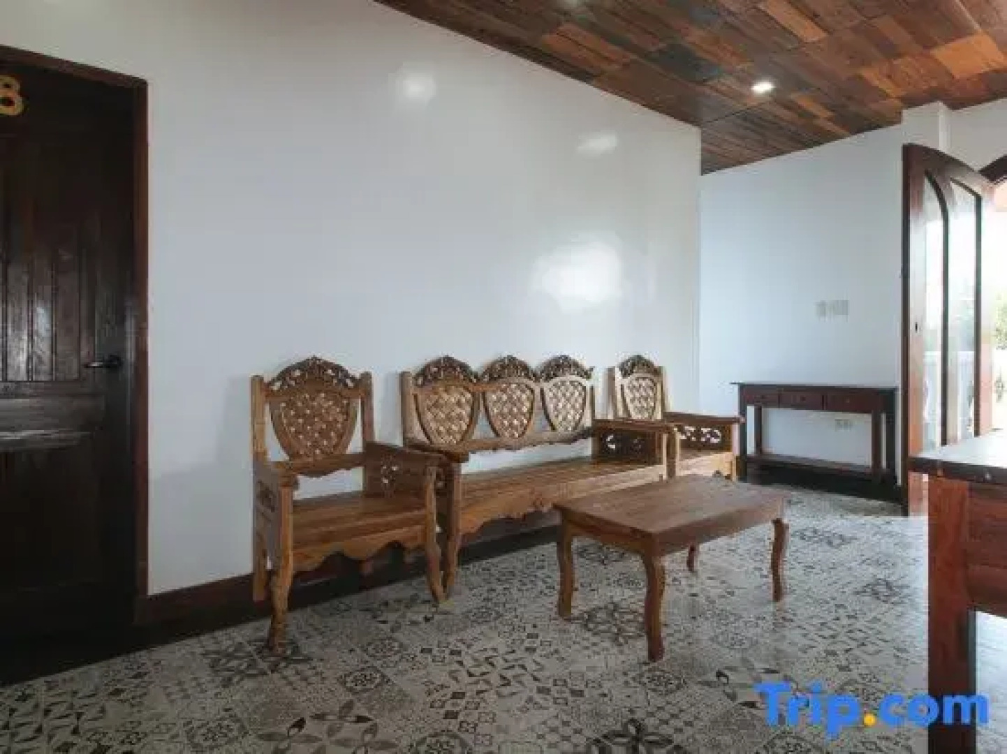 Reddoorz @ Casa Rafaelle Transient Ilocos Sur
