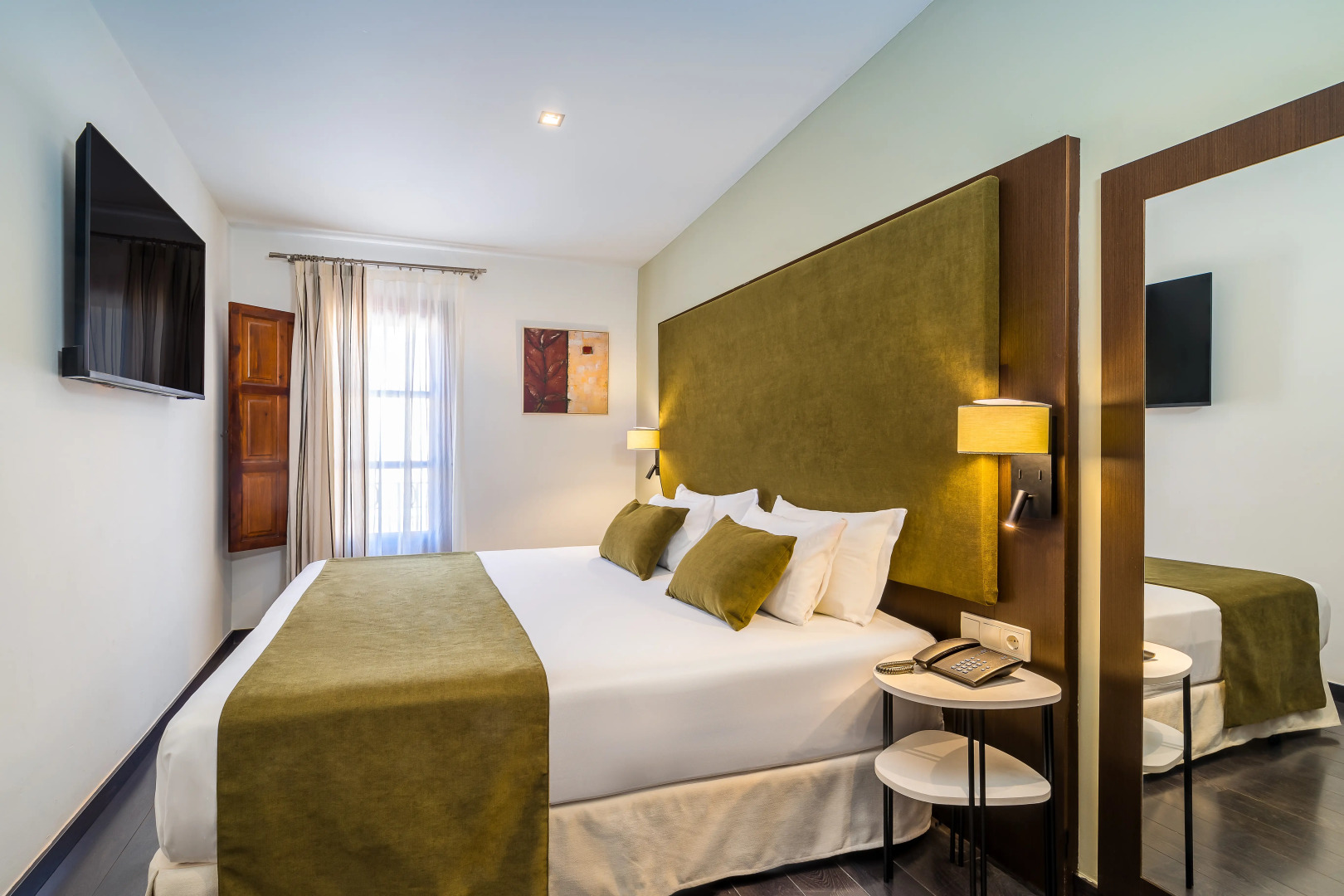 Occidental Pueblo Acantilado