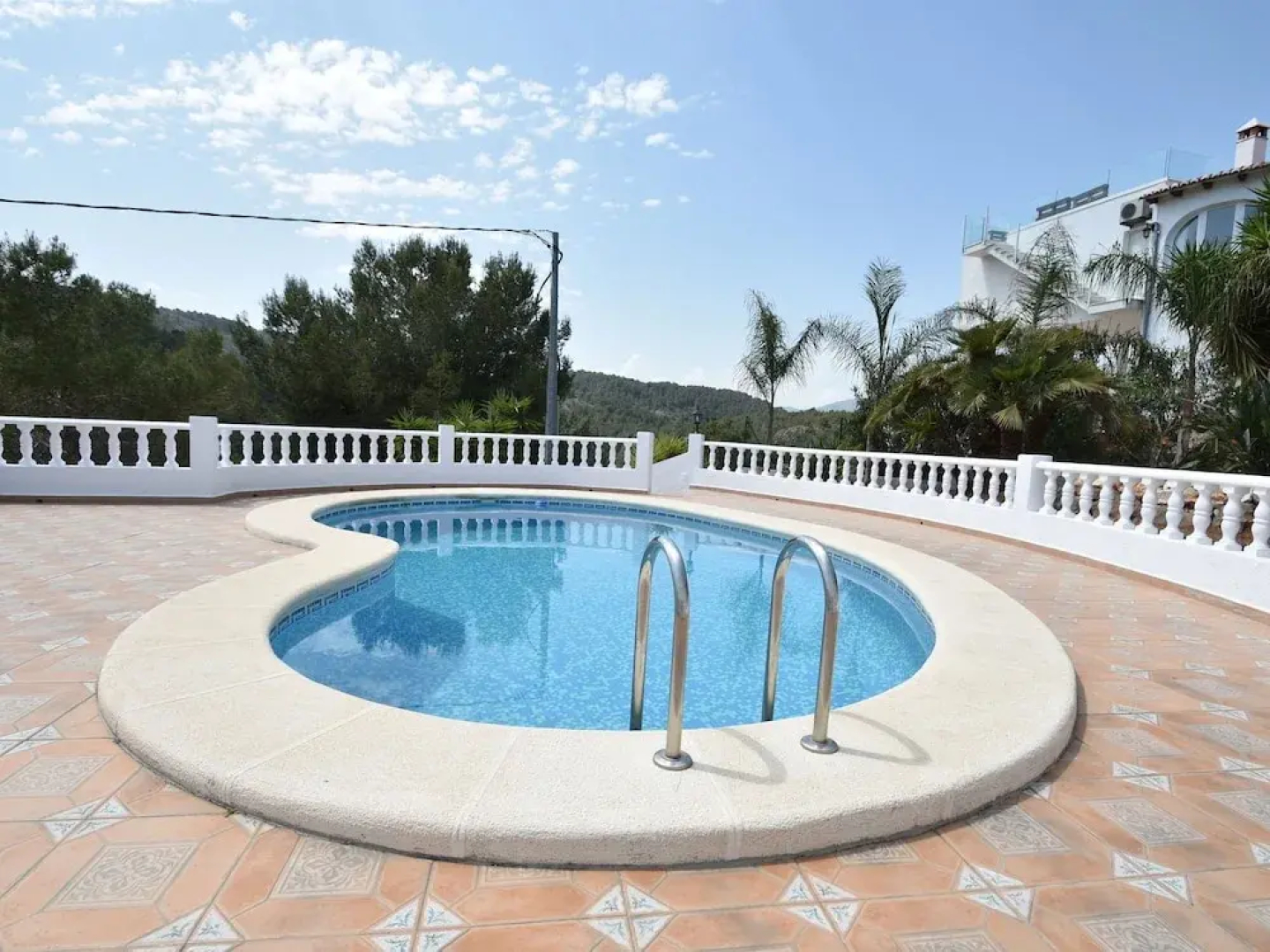 Fantastic Villa in Oliva, Great View of the Mountains & Private Swimming Pool