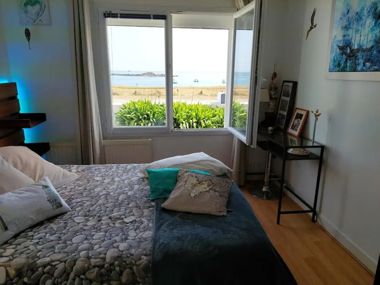 Apartment in Plouguerneau by Sandy Beach