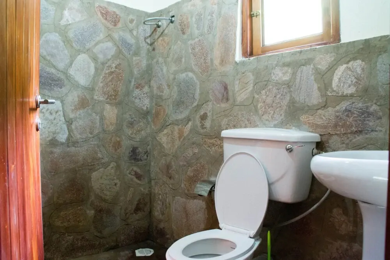 Ichumbi Gorilla Lodge