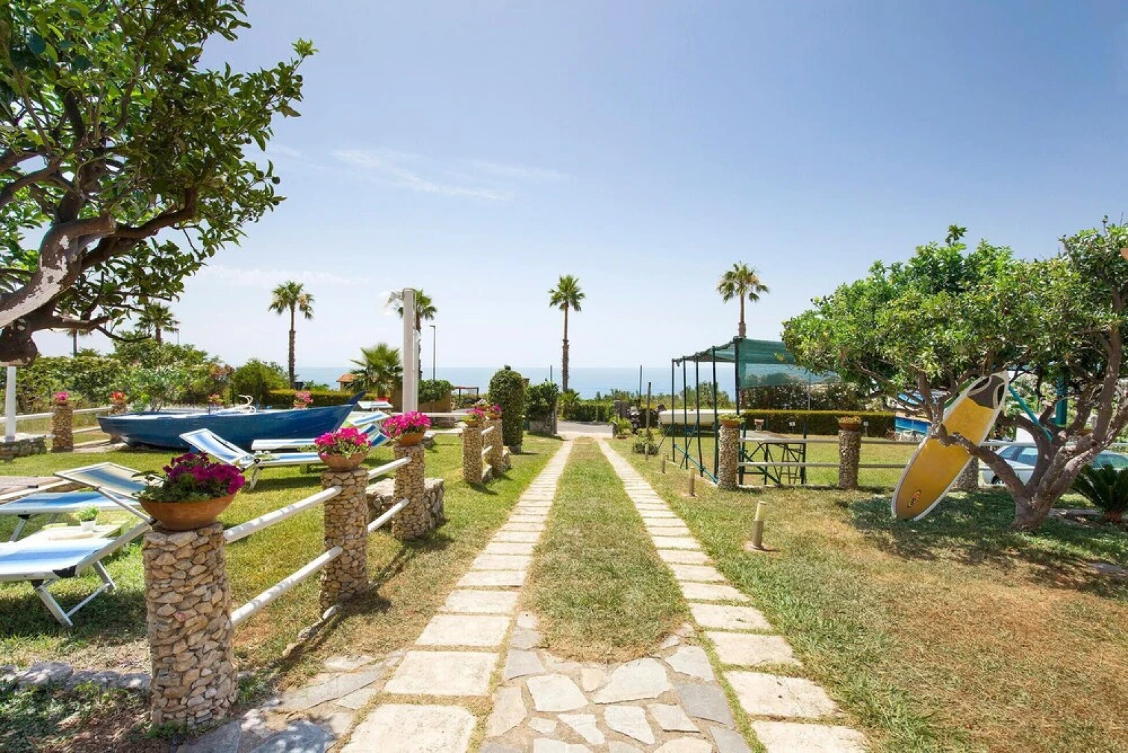 Stunning Home in Cittadella del Capo With 4 Bedrooms, Private Swimming Pool and Outdoor Swimming Pool