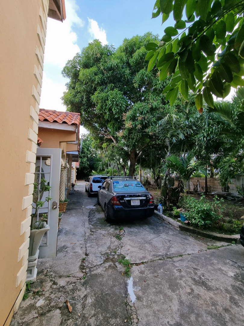 Leisure Duplex At Csompo Silver Manor