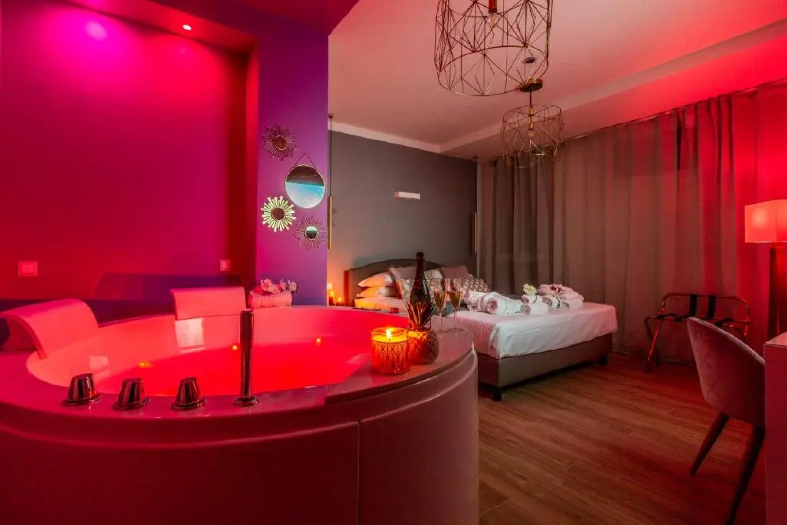 4 Star Bologna Train Station - Self Check-In