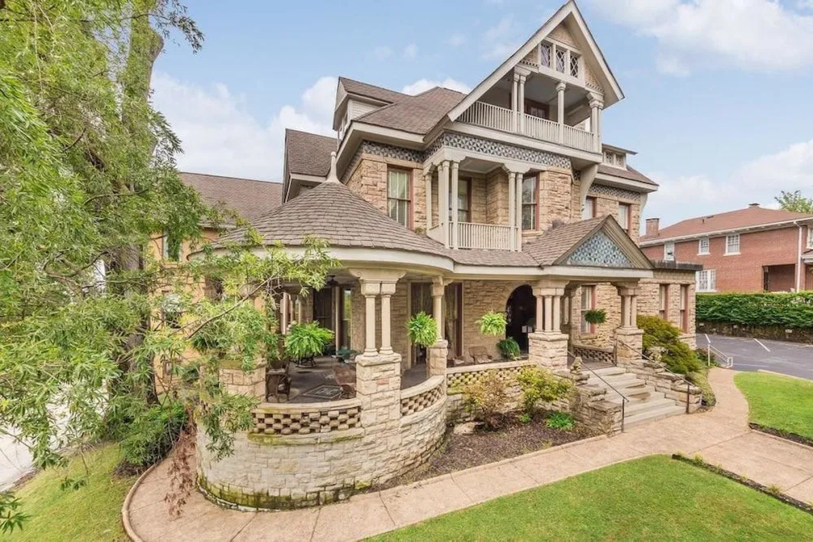 The Mayors Mansion Inn