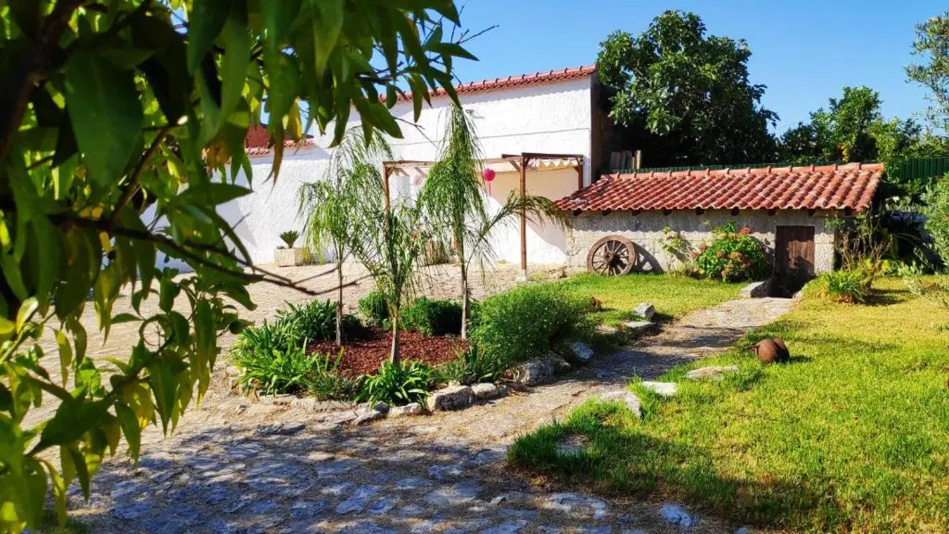 Louro's Villa - 12130AL