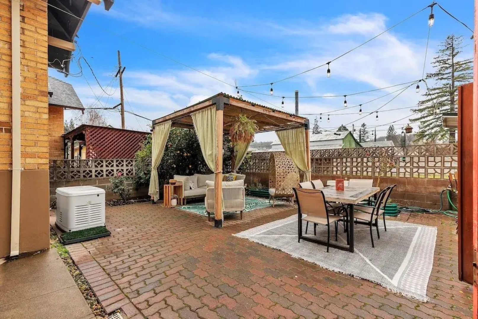 Brick & Creek House 3 Bedroom Home