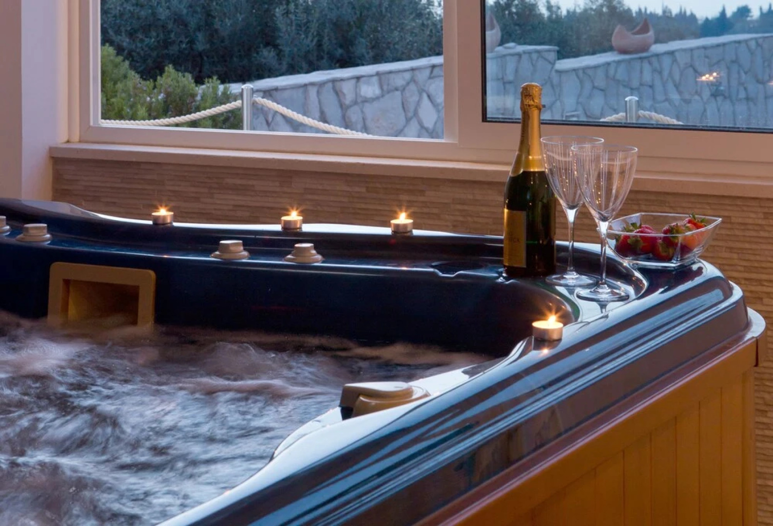 Apartments Carol Royal