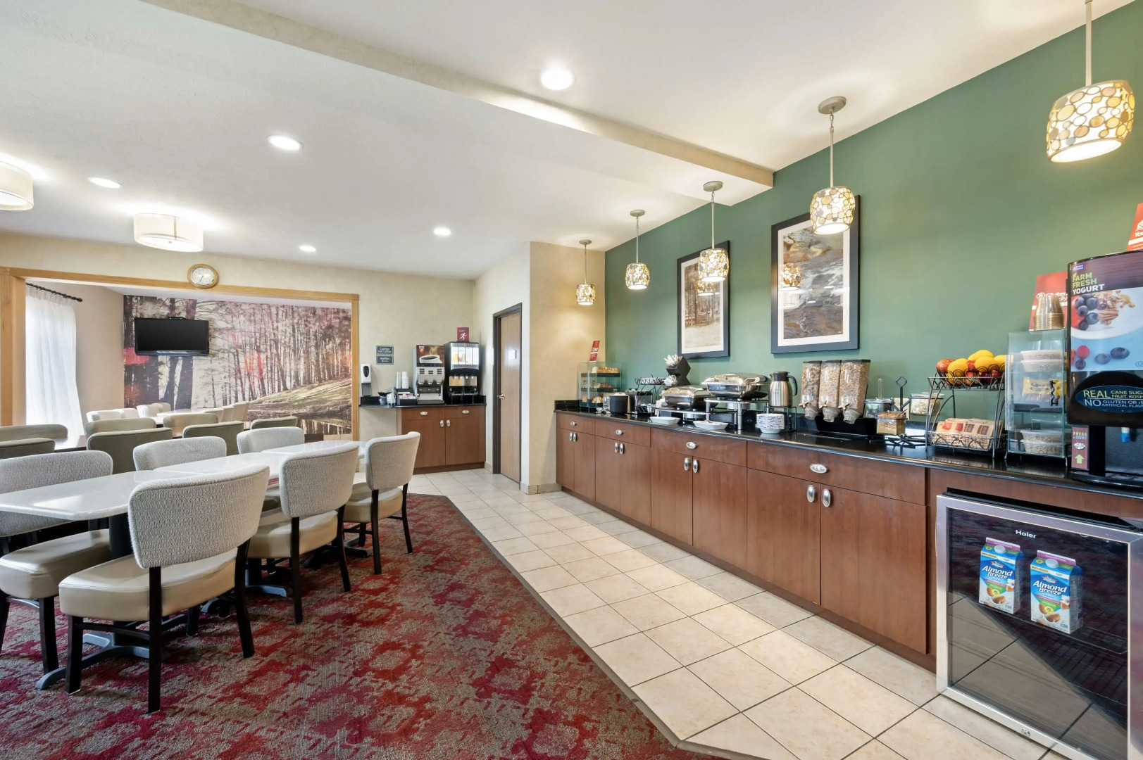 Best Western Plus Howe Inn