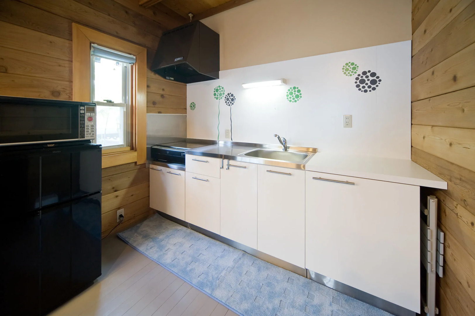 Holiday House Green Garden