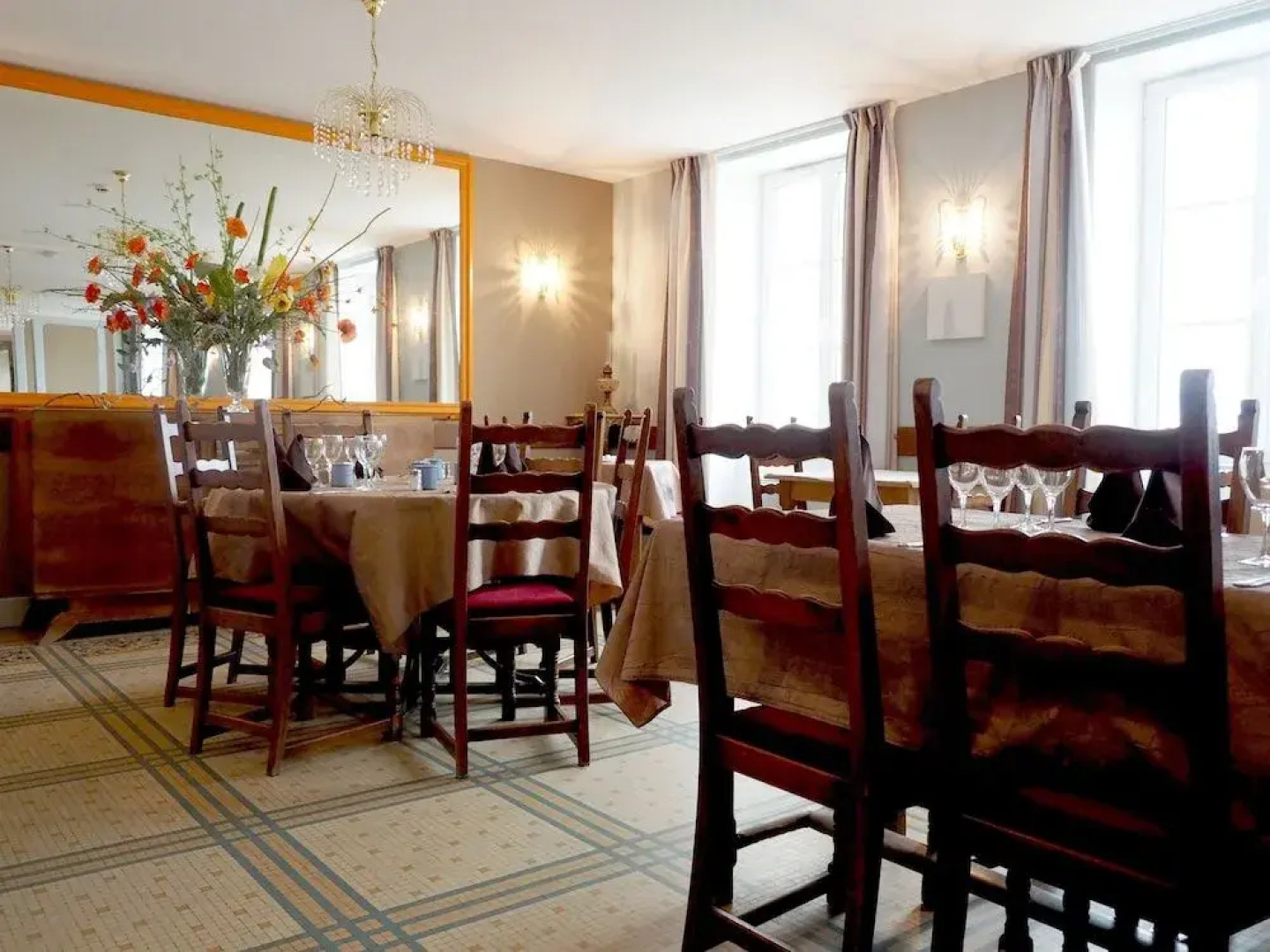 Logis Hotel Saint-Joseph