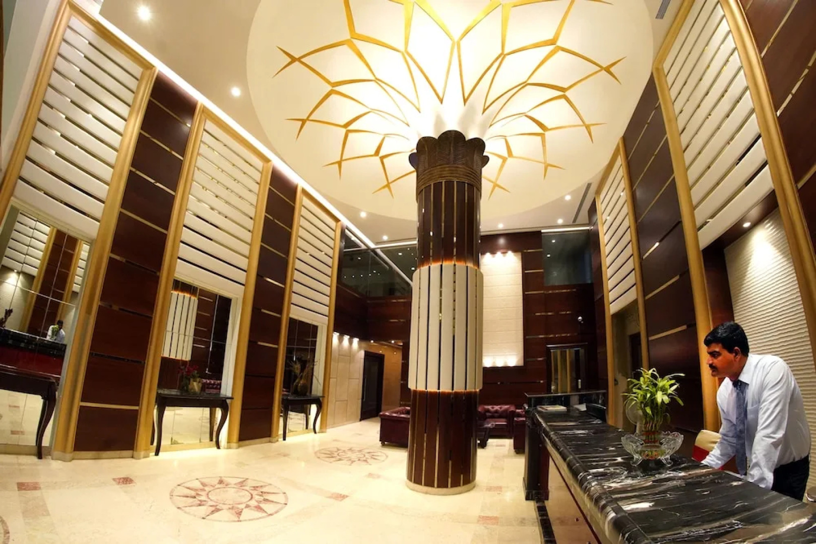 Hotel Venkatesh International