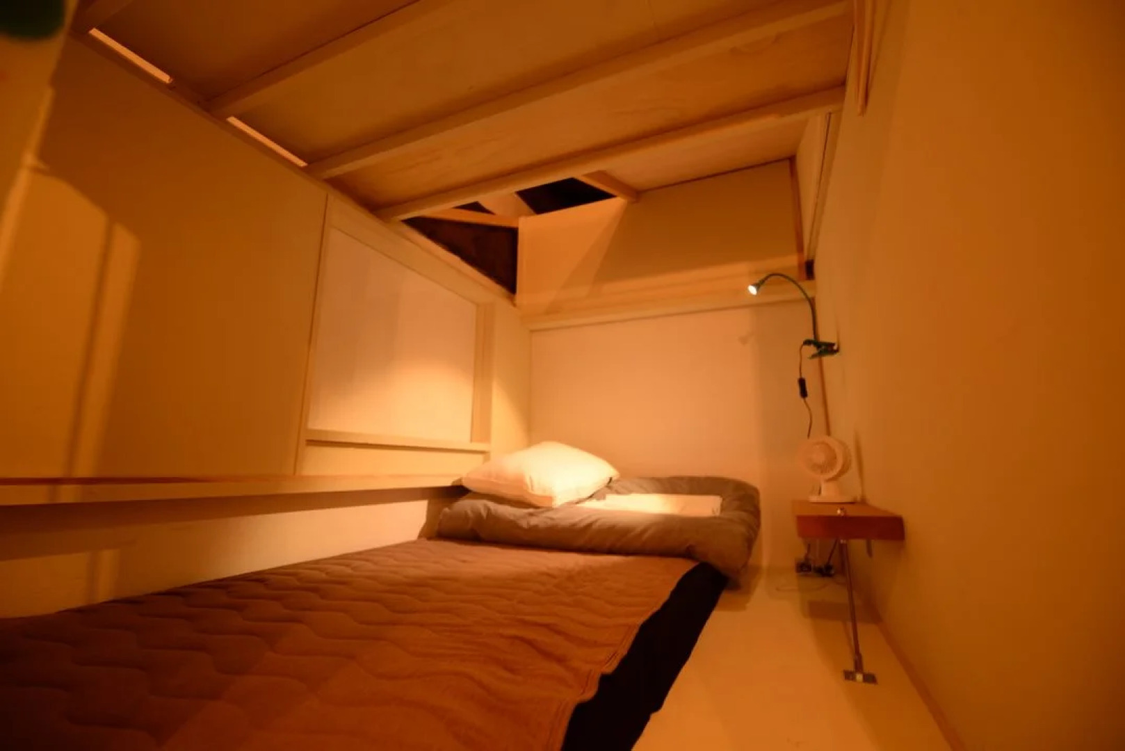 Taketa station hostel cue