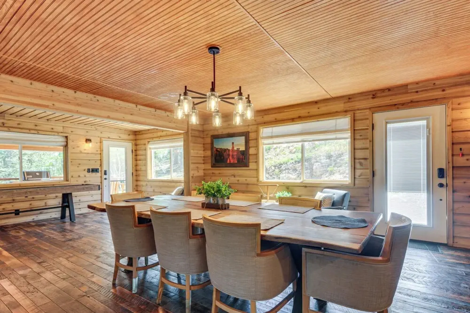 Inviting Utah Cabin w/ Spacious Deck + Fireplace!