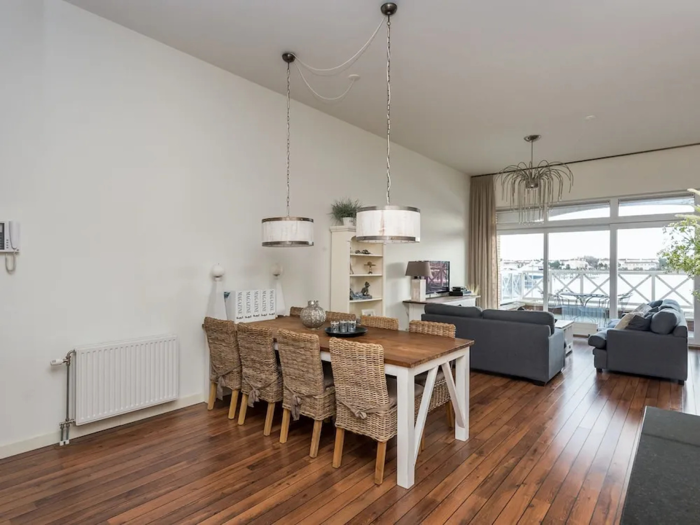 Luxurious 6-person Apartment in Grevelingenmeer Marina