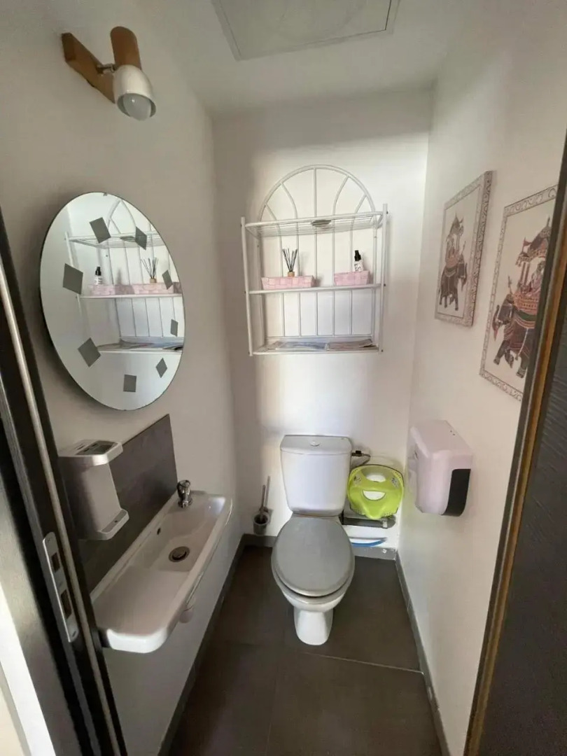 Maison neuve avec jardin au calme