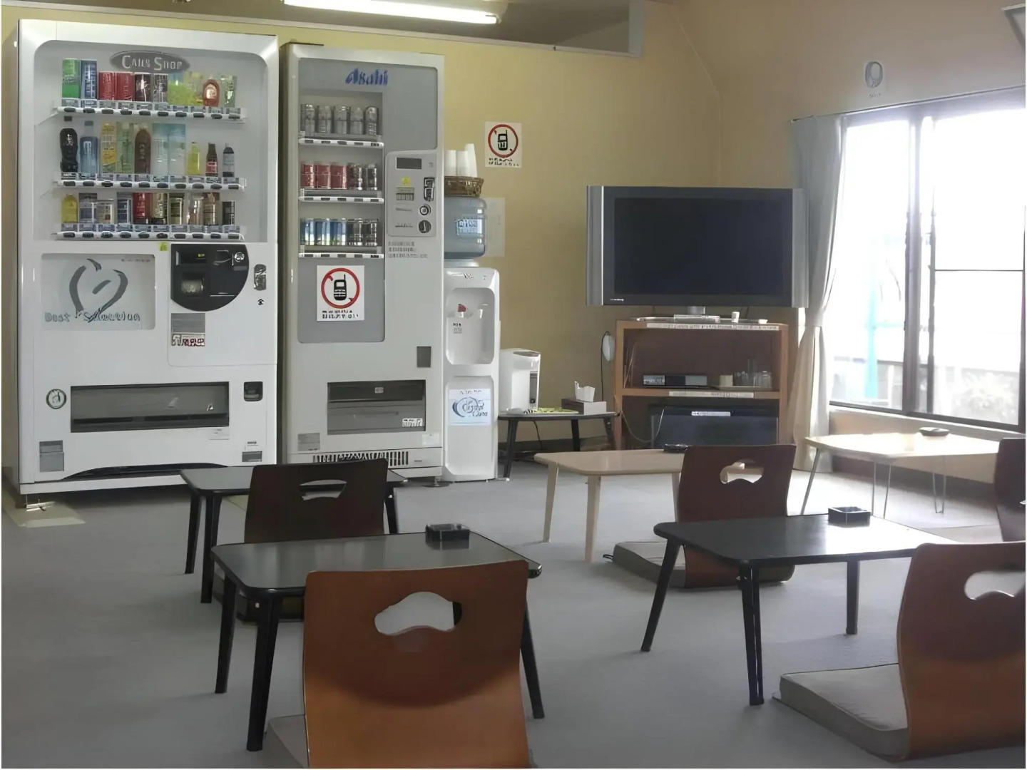 Capsule Hotel Famy (Male Guests Only)