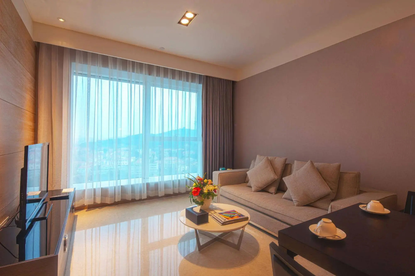 Qingdao Majesty Mansion Hotel