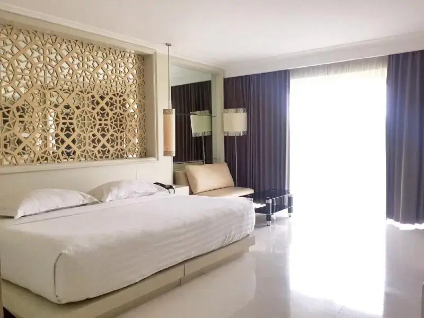 Dreamland Paradise Hotel