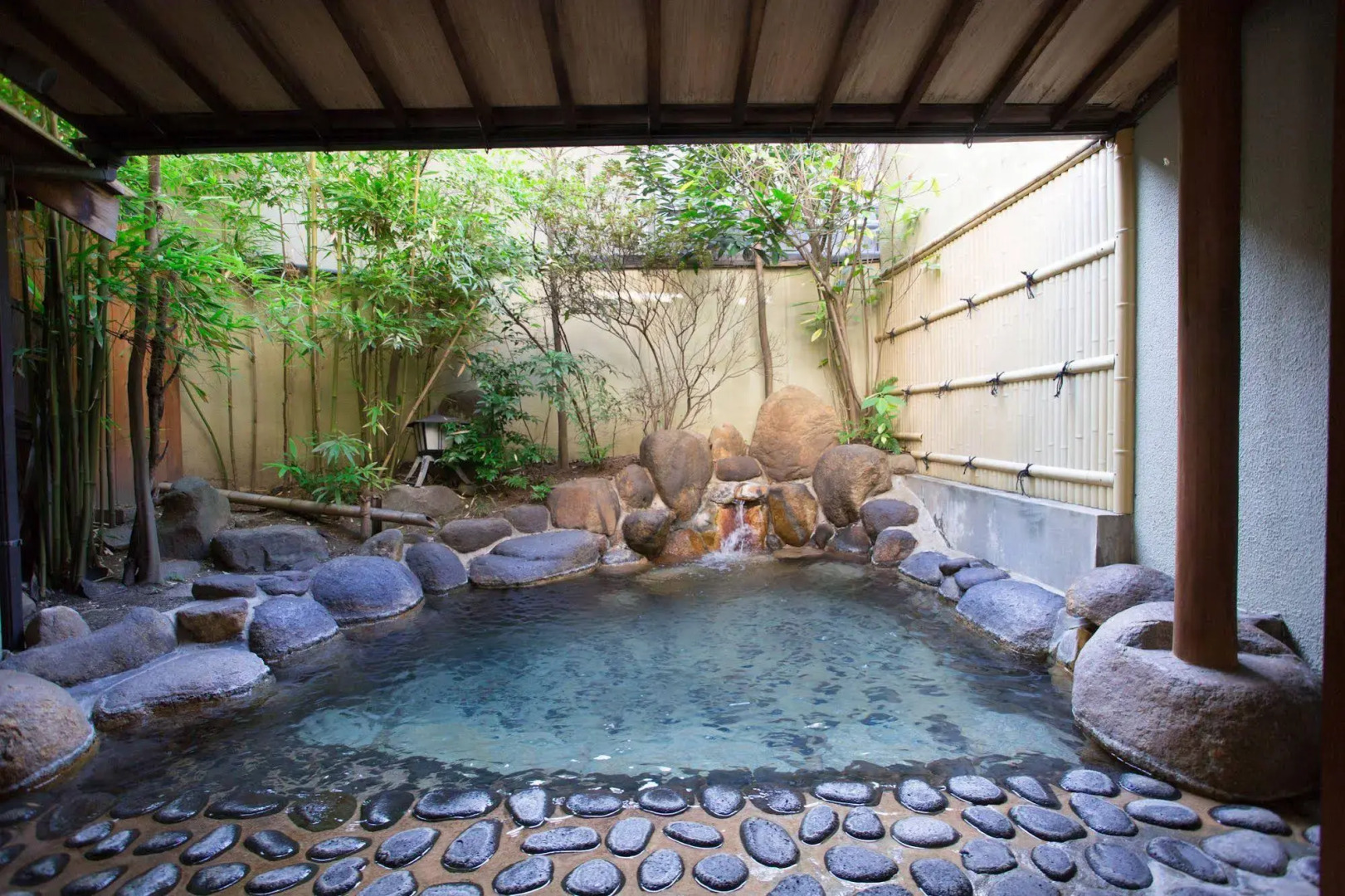 Izumokamigami Enmusubi No Yado Konya