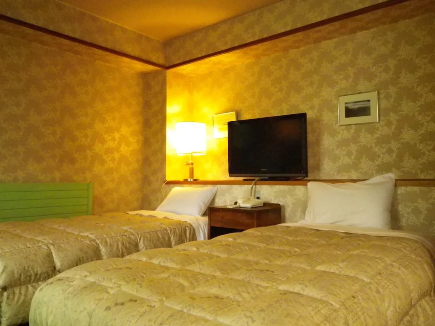 Hotel Astoria (Nagano)