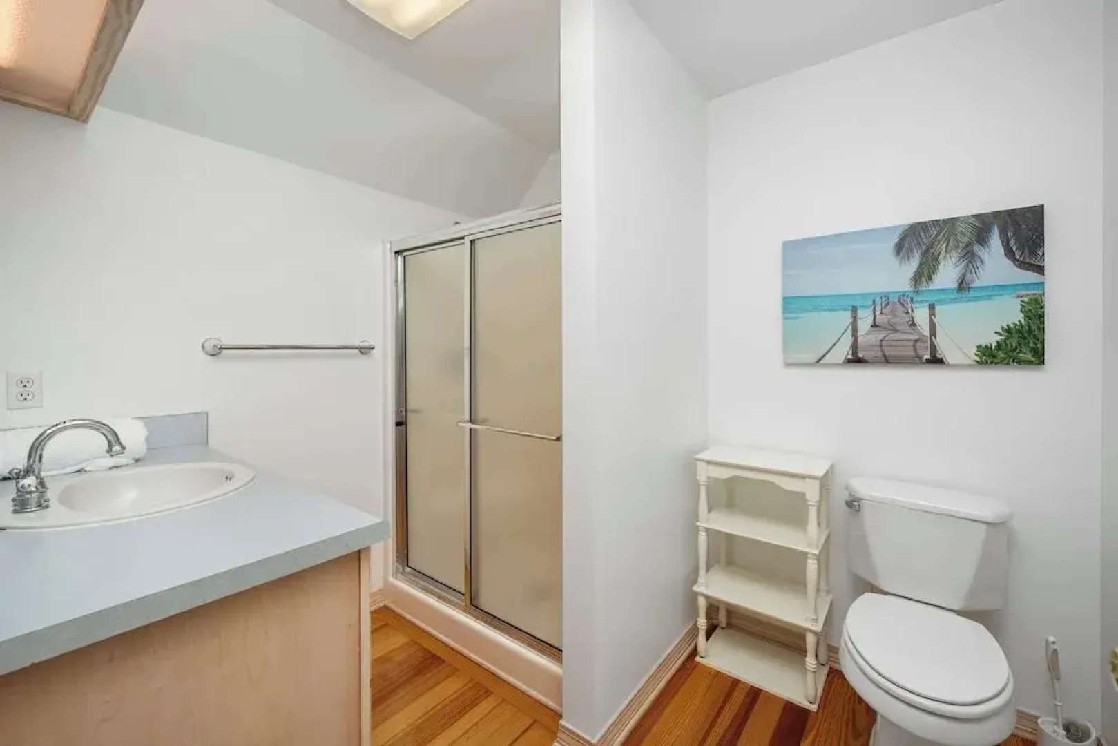 Secluded Waterfront Retreat for 23 Dock, Pets OK